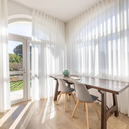 Luce Villa